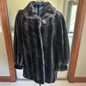 Vintage Blair Elegant Brown Fur Coat